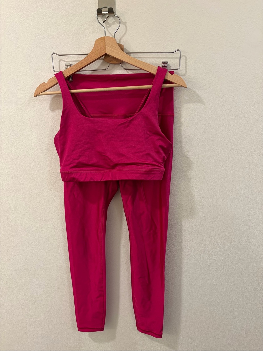 Athleta Hot Pink Metallic Sports Bra and Leggings Set